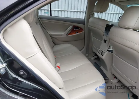 2011 Toyota Camry Xle z USA, uszkodzony, nr VIN 4T4BF3EKXBR199316